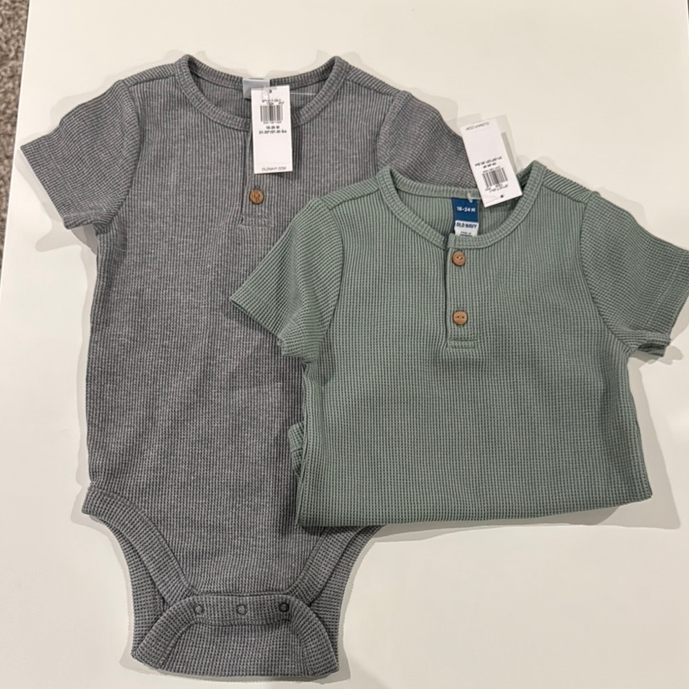 Old Navy Gray and Green Kids Bodysuits